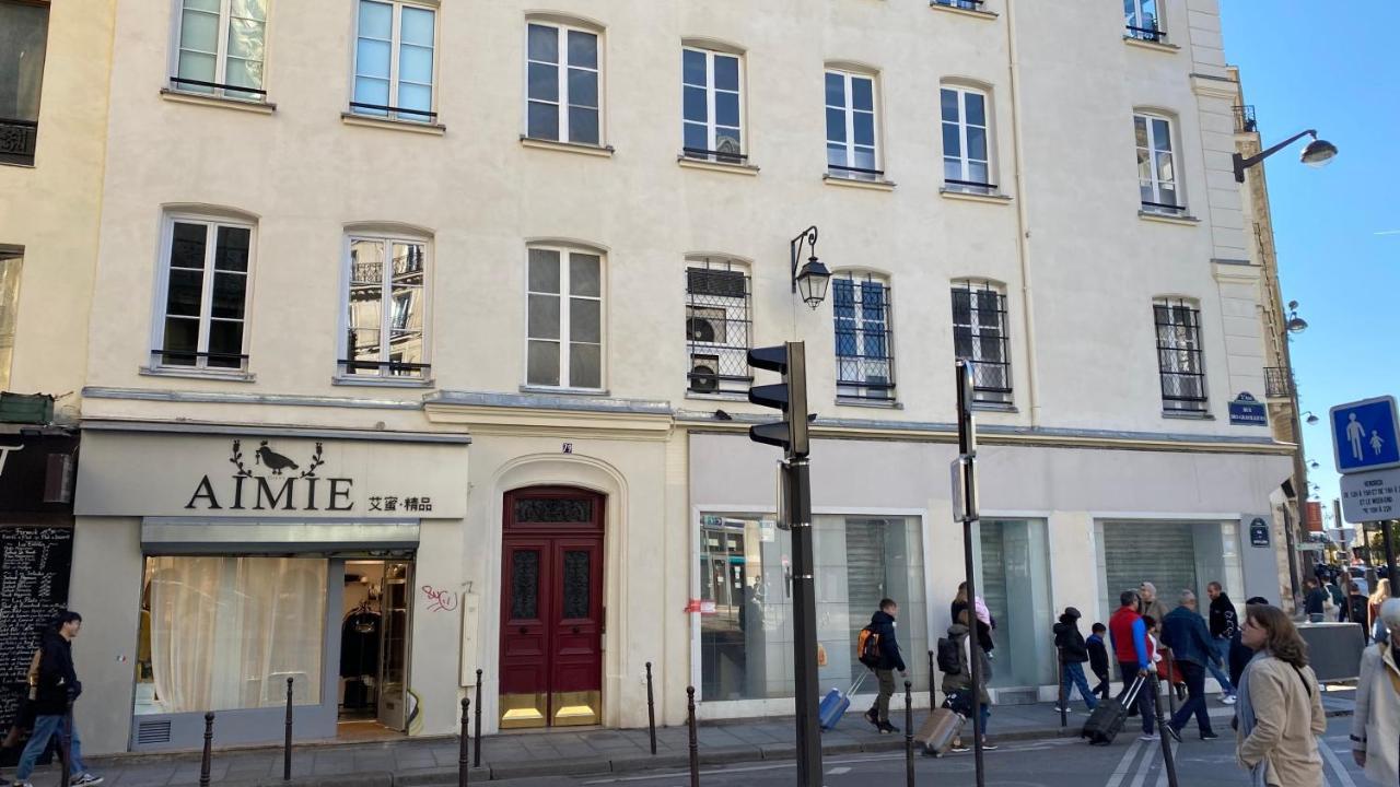 Marais Joli Deux Pieces Lejlighed Paris Eksteriør billede